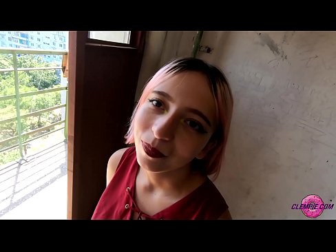 ❤️ شاگرد سينوئل چوسي ٿو هڪ اجنبي کي ٻاهر جي پوئتي ۾ - هن جي منهن تي ❤️  ☑